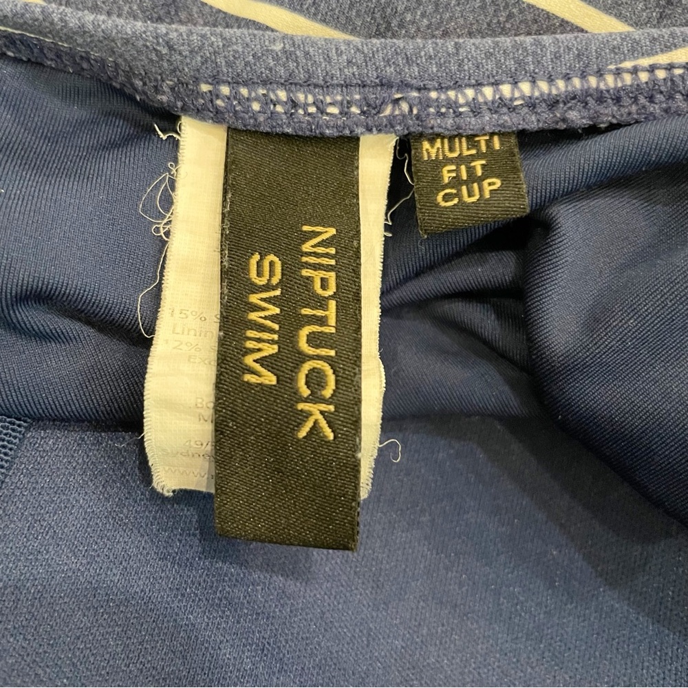 NIPTUCK Swimsuit Navy Stripe 6 Slimming Ruched Small Nautical Coastal - Picture 7 of 12